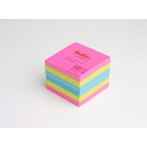 Notesblok med 3 farver i strrelsen 75 x 75 mm - 1 pakke